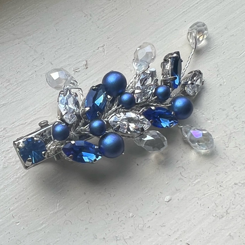 Bridal hair clip